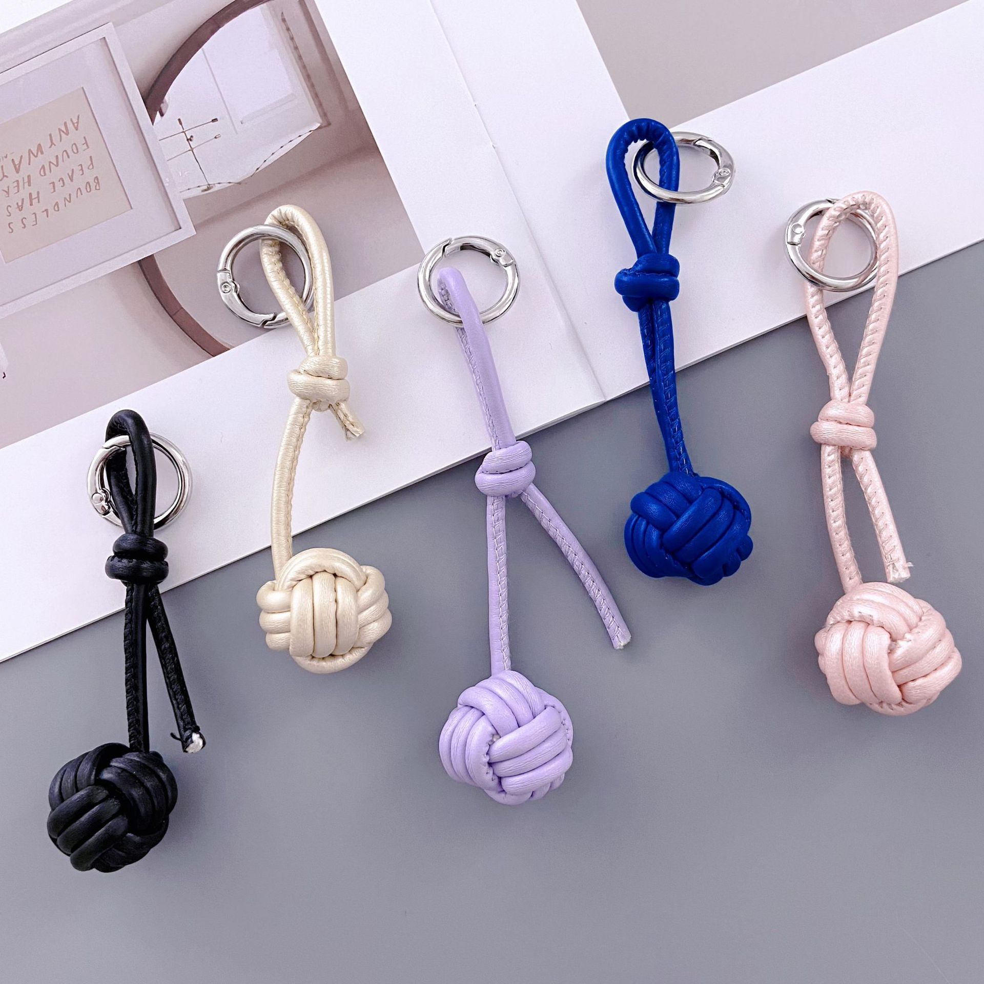 Zawieszka do torebki, japoński – Luxury Japanese Bags Brands recenzja i cena