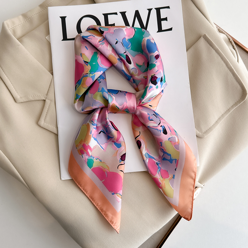 Luksusowa apaszka jedwabna w k – Luxury Bags China recenzja i cena
