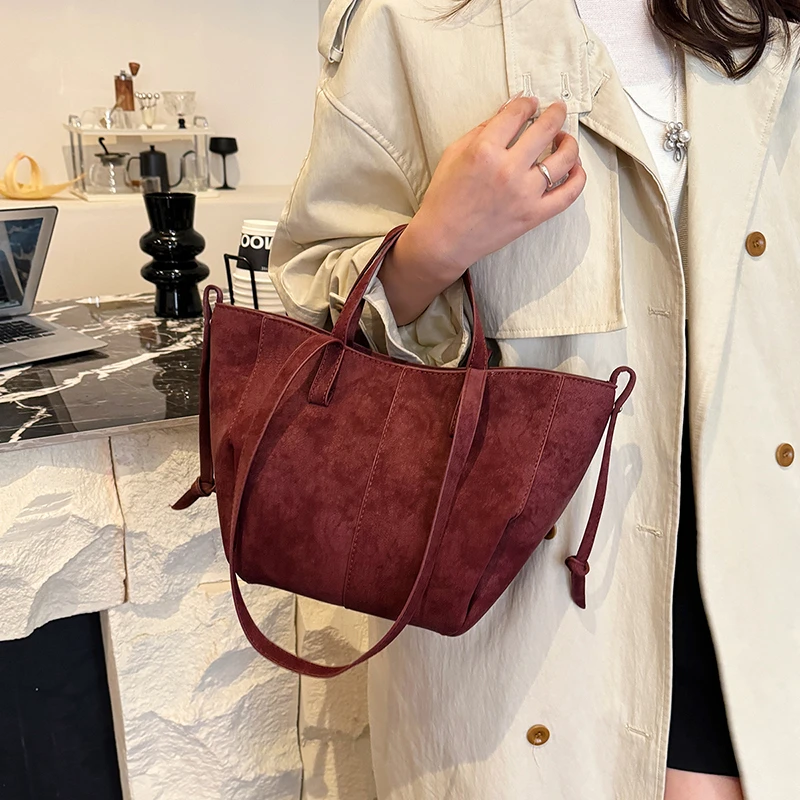 Lekka, luksusowa torba na rami – Luxury Bags Tote recenzja i cena